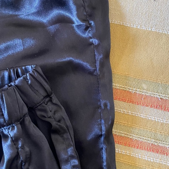 Black satin trousers - Picture 3 of 5